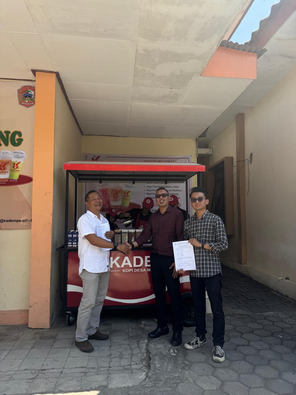 Mandakara dengan PT Bhatara Artha Niaga Berkolaborasi Gelar Soft Launching Kopi KADEMPE di Kelurahan Cangakan
